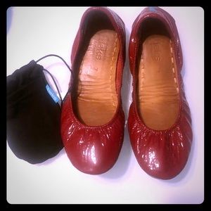 ❣️Red Patent Leather Tieks❣️